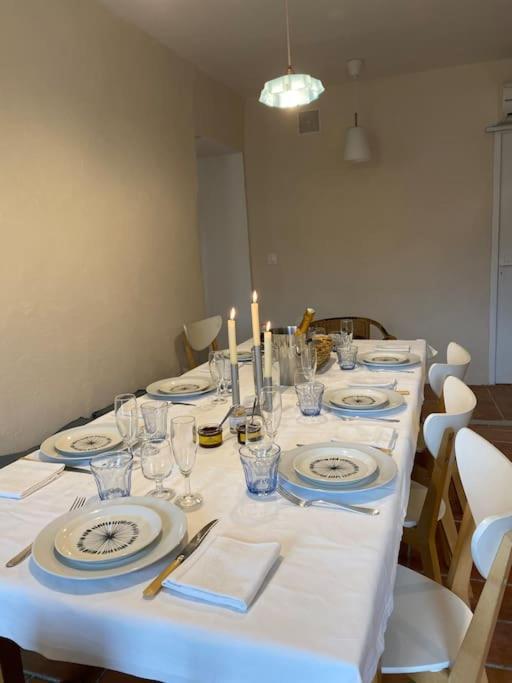 Le Nomade En Provence Bed & Breakfast Bouchet  Екстериор снимка