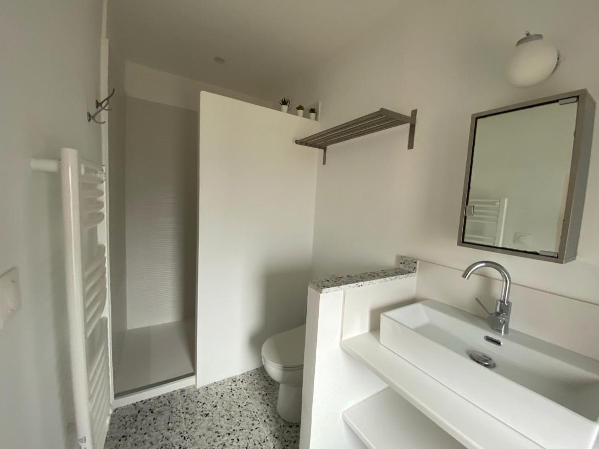 Le Nomade En Provence Bed & Breakfast Bouchet  Екстериор снимка