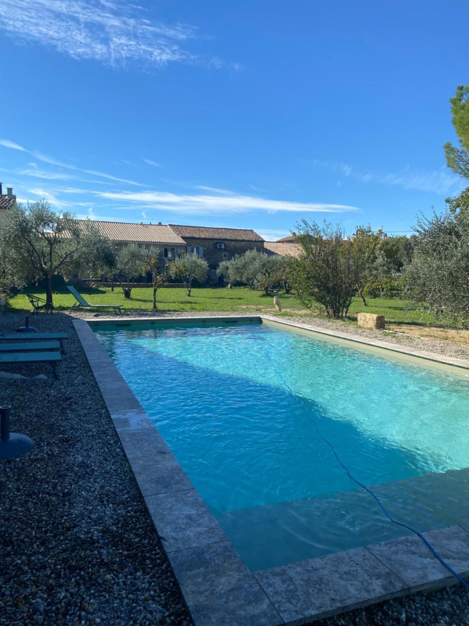 Le Nomade En Provence Bed & Breakfast Bouchet  Екстериор снимка